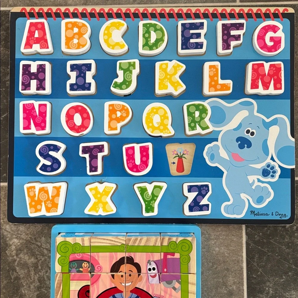 Melissa & Doug Blues clues wooden puzzles!